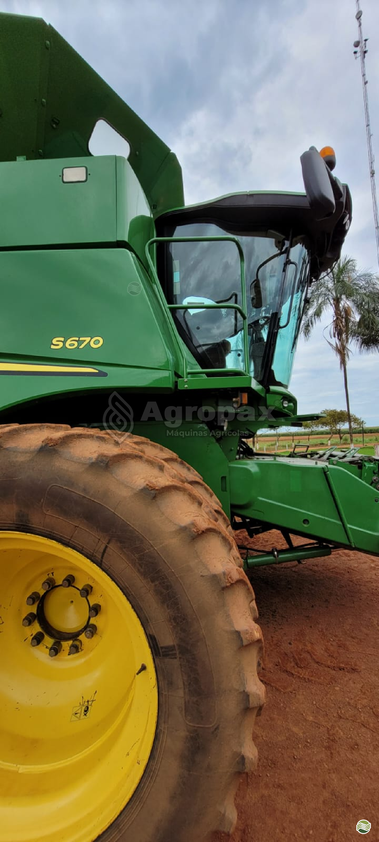 COLHEITADEIRA JOHN DEERE JOHN DEERE S670 Agropax Máquinas Agrícolas TIBAGI PARANÁ PR